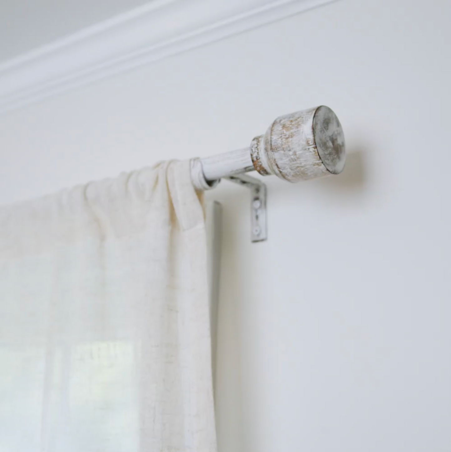 Cana - Distressed White Modern Farmhouse Curtain Rods